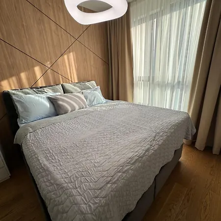 The Gates 706 Apartment Belgrade