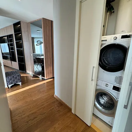 The Gates 706 Apartment Belgrade
